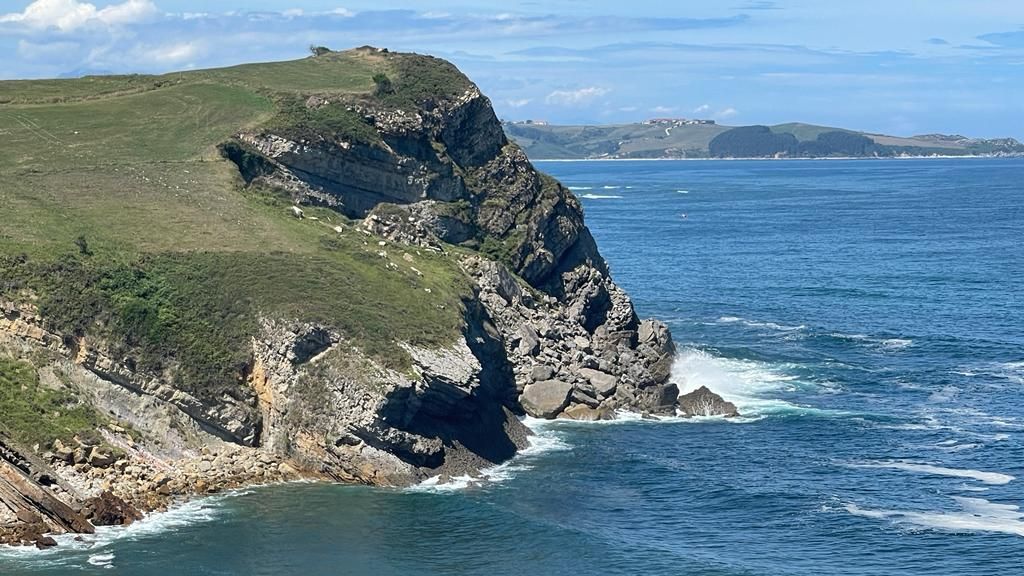 Acantilado en Cantabria